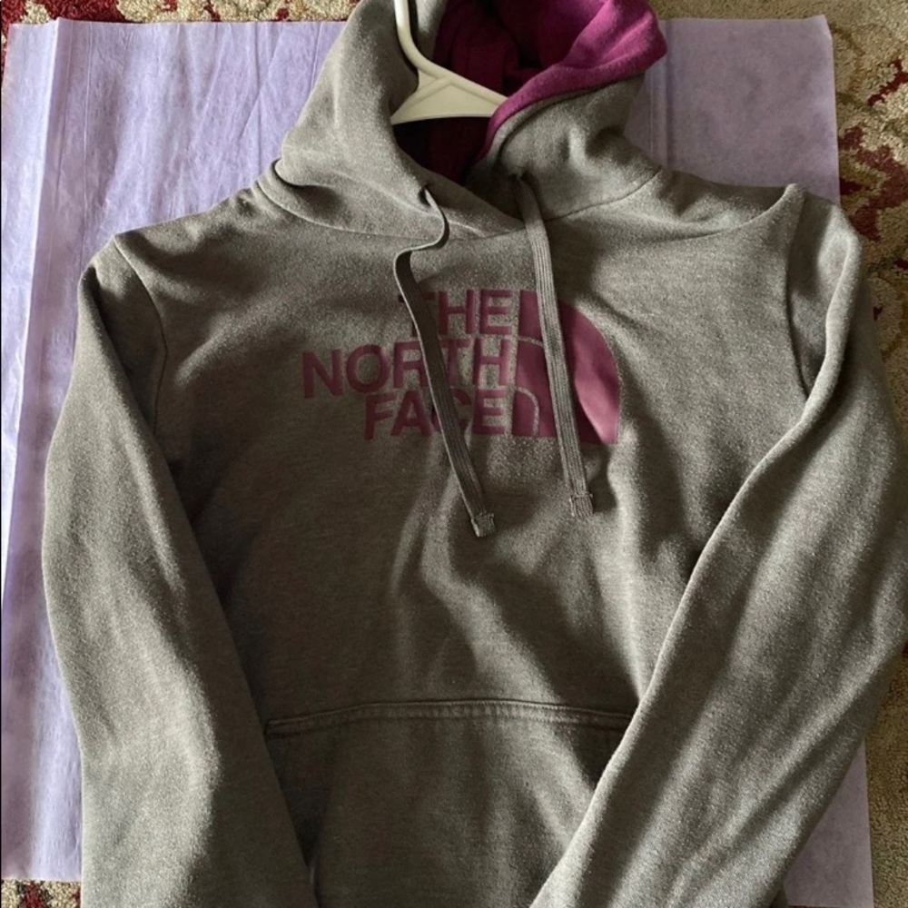 North face hoodie
